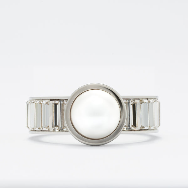 Vivid Pearly Ring